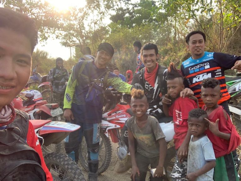 InsideRACING MOTODECK: A “Truepa” to the Core