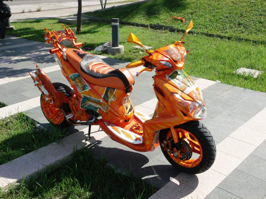 Mio Mxi Orange