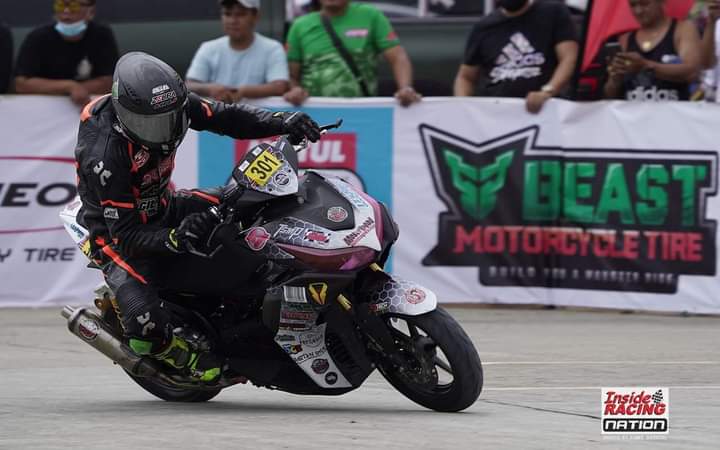 InsideRACING Beast Tires wins Motul Super Maxi GP National with Esguerra!