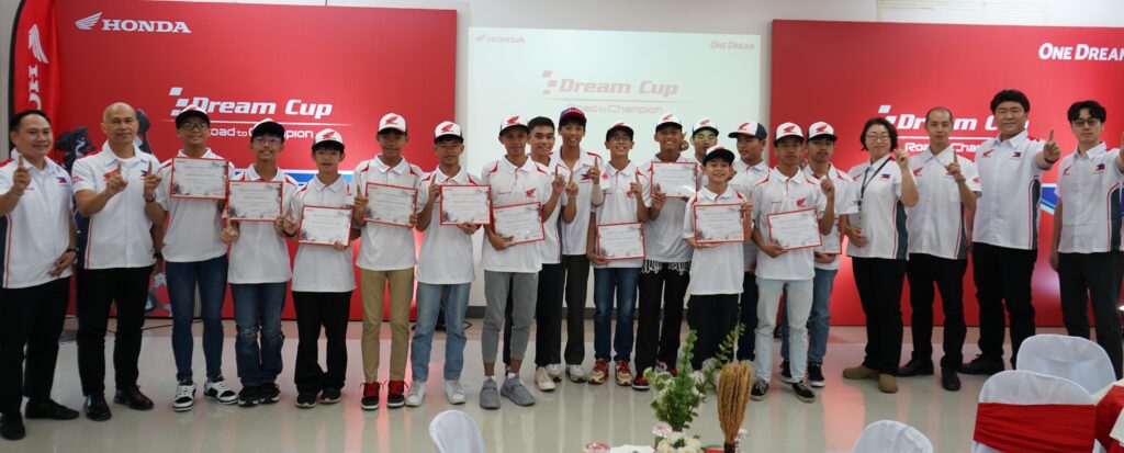 Honda Racing Manager InsideRACING The Next Step for Road to Champion: Honda Recognizes the ...