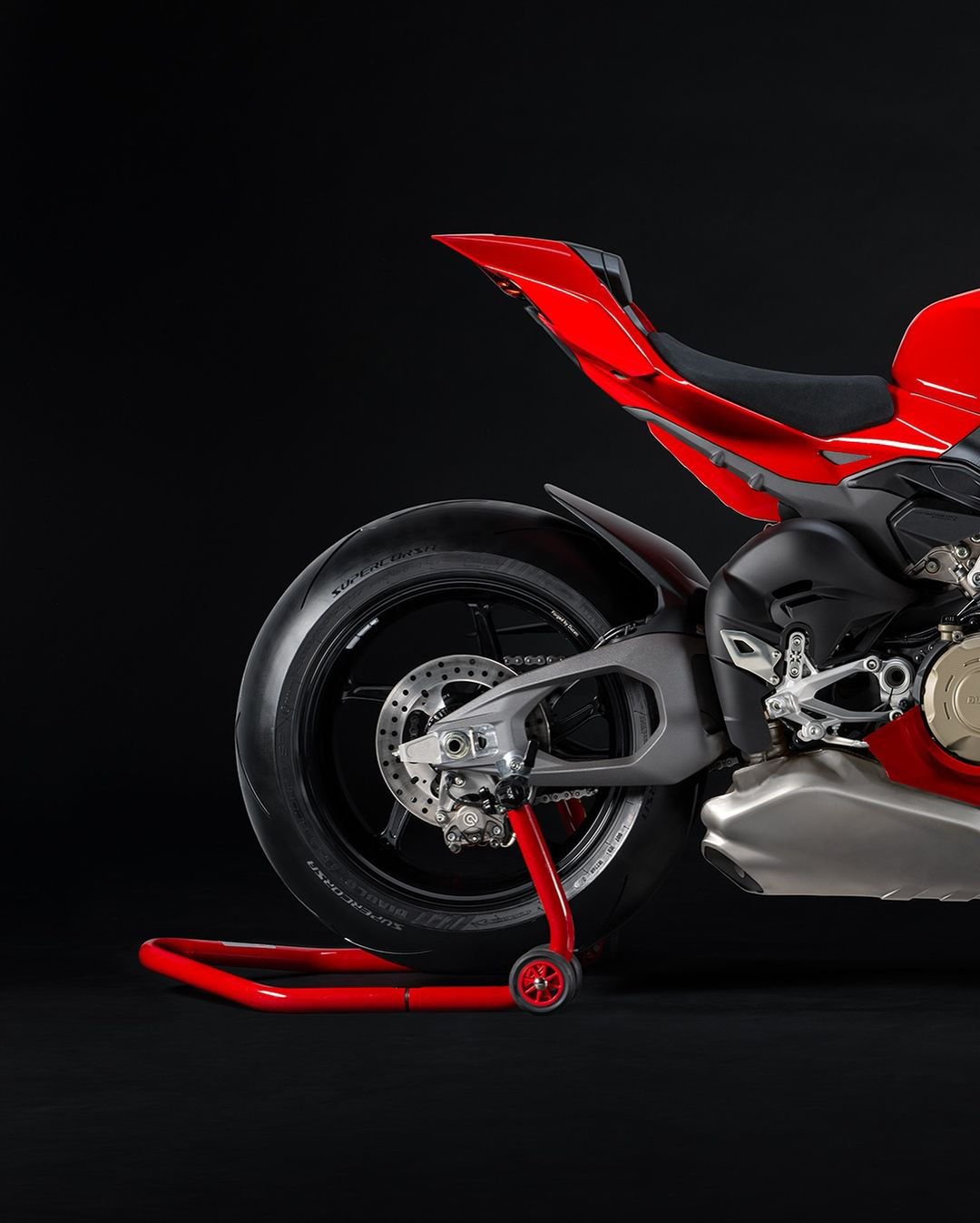 Panigale V4. 8