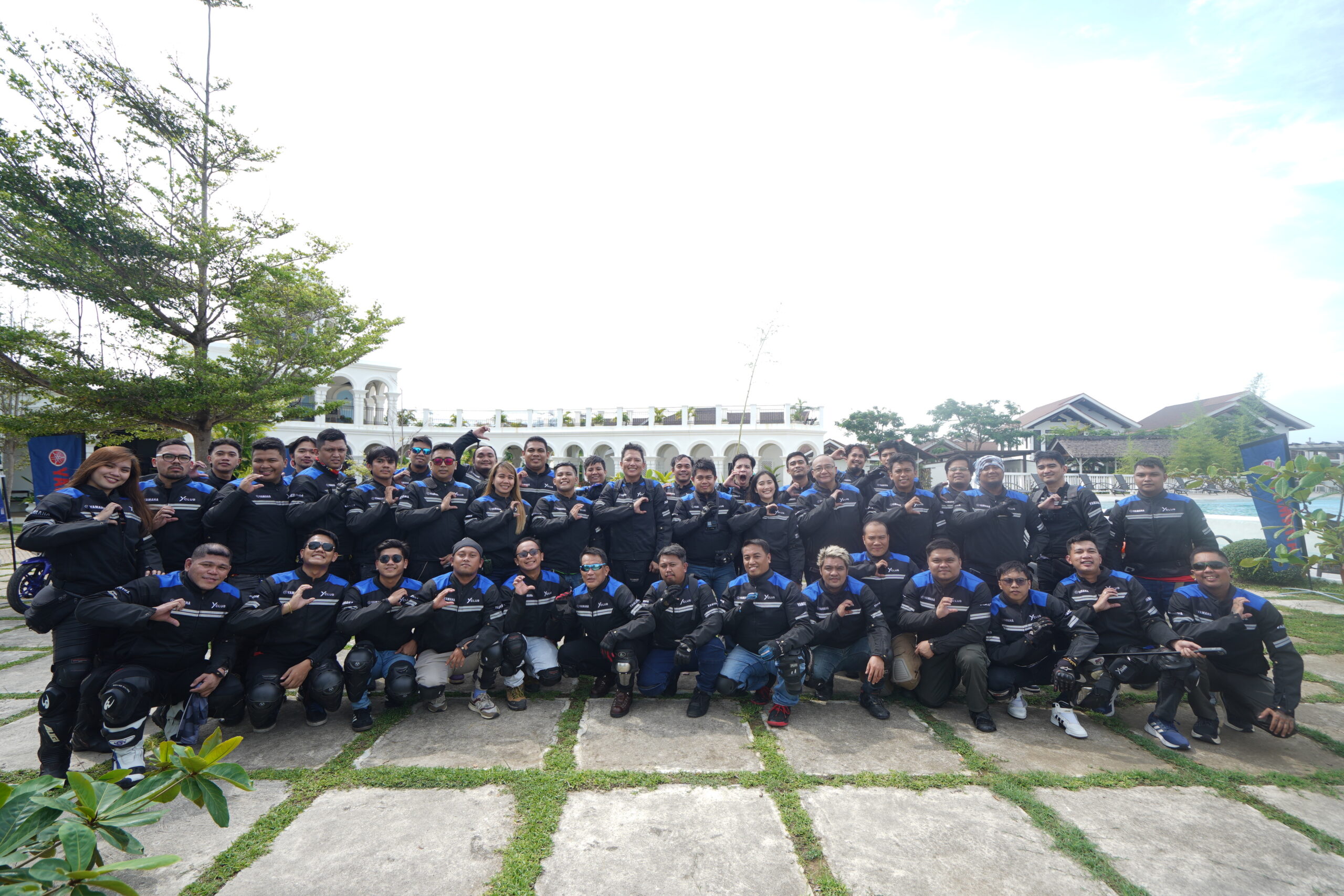 02 Team Blu Yclub Touring Visayas