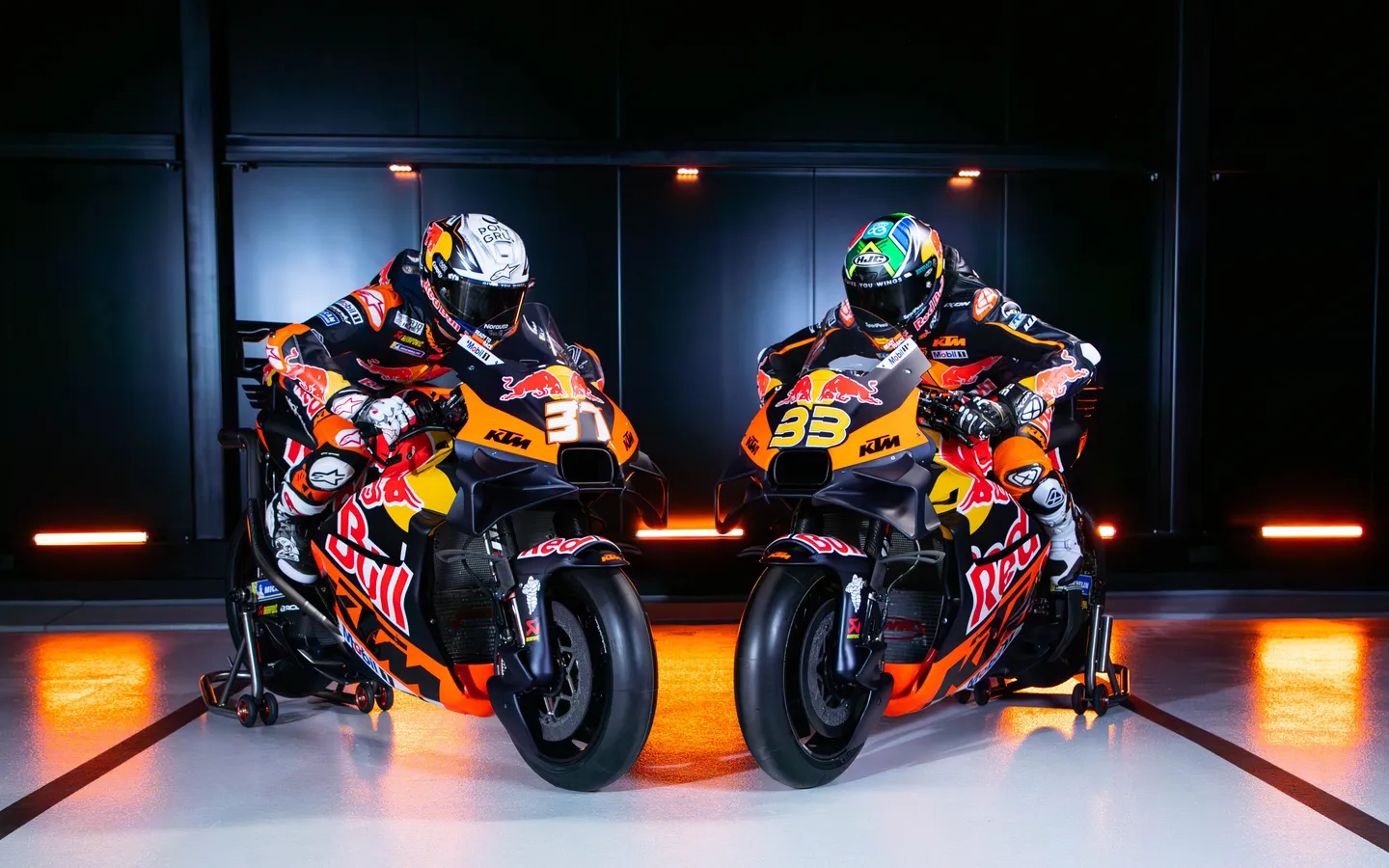 Binder Acosta Ktm Rc16 33 37 Motogp Team Presentation 2025 19 