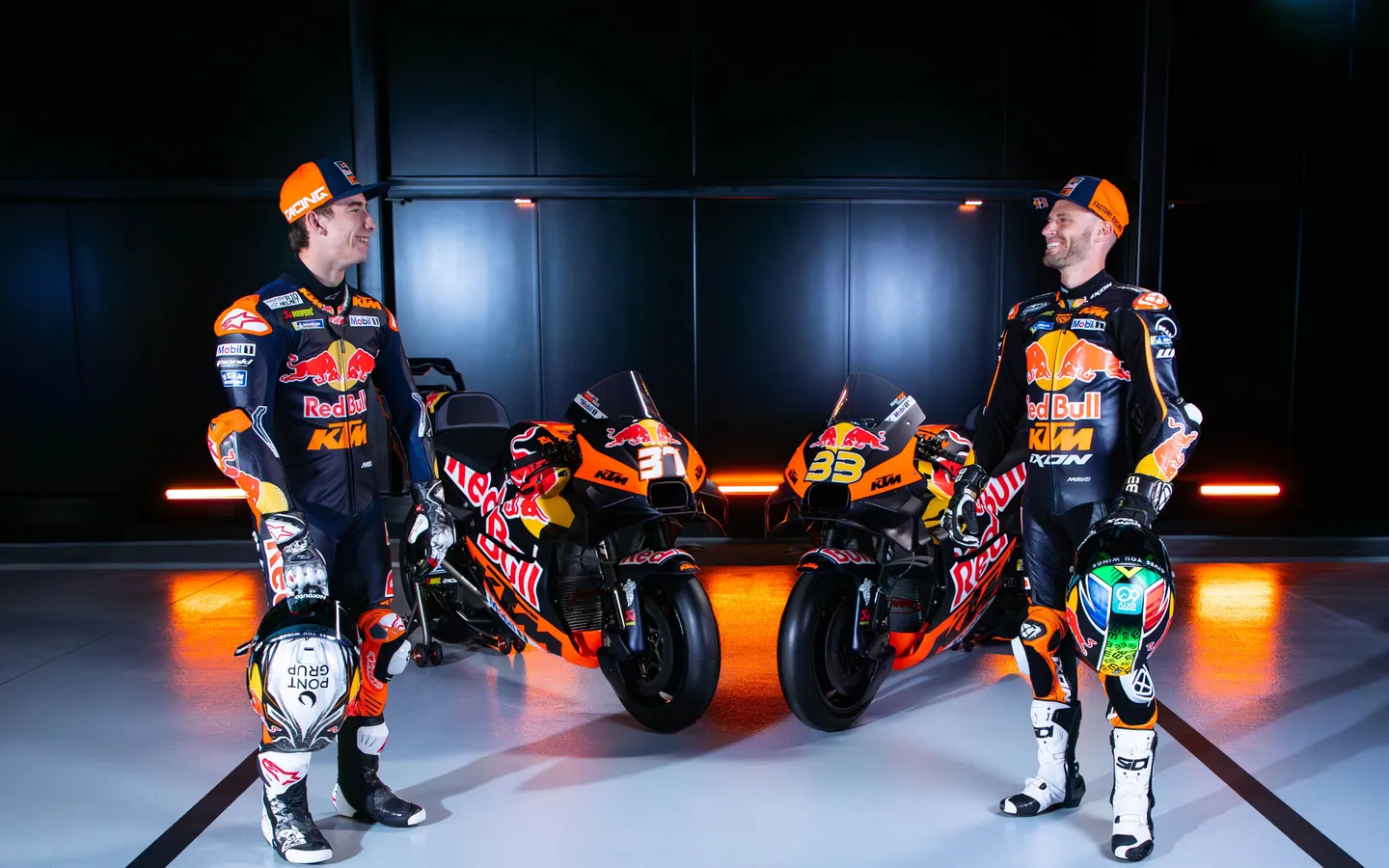 Binder Acosta Ktm Rc16 33 37 Motogp Team Presentation 2025 4 