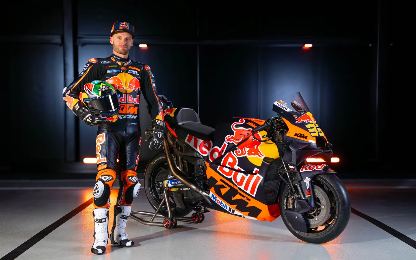 Binder Ktm Rc16 33 Motogp Team Presentation 2025 15 