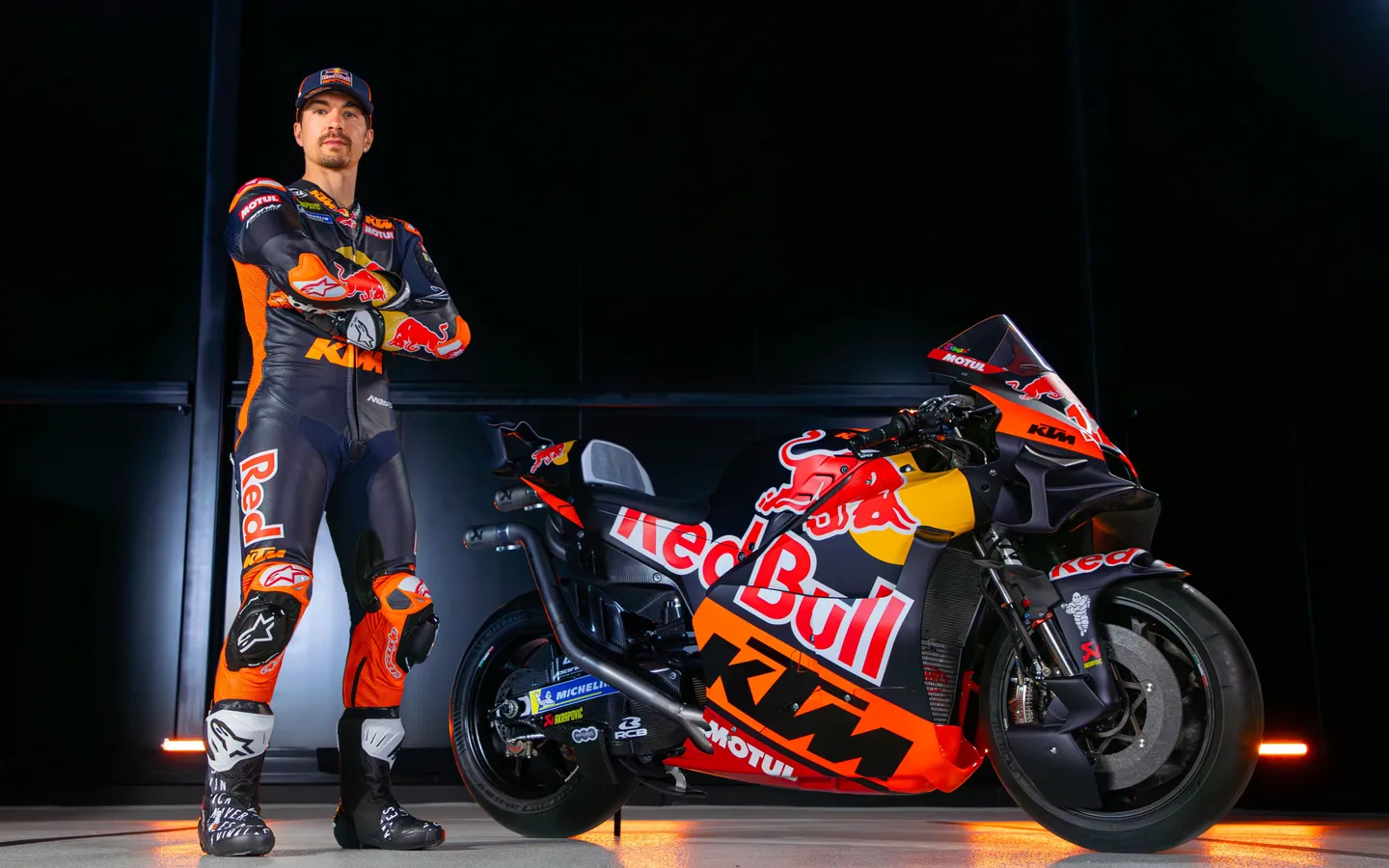 Vinales 12 Ktm Rc16 Tech3 Motogp Team Presentation 2025 16 