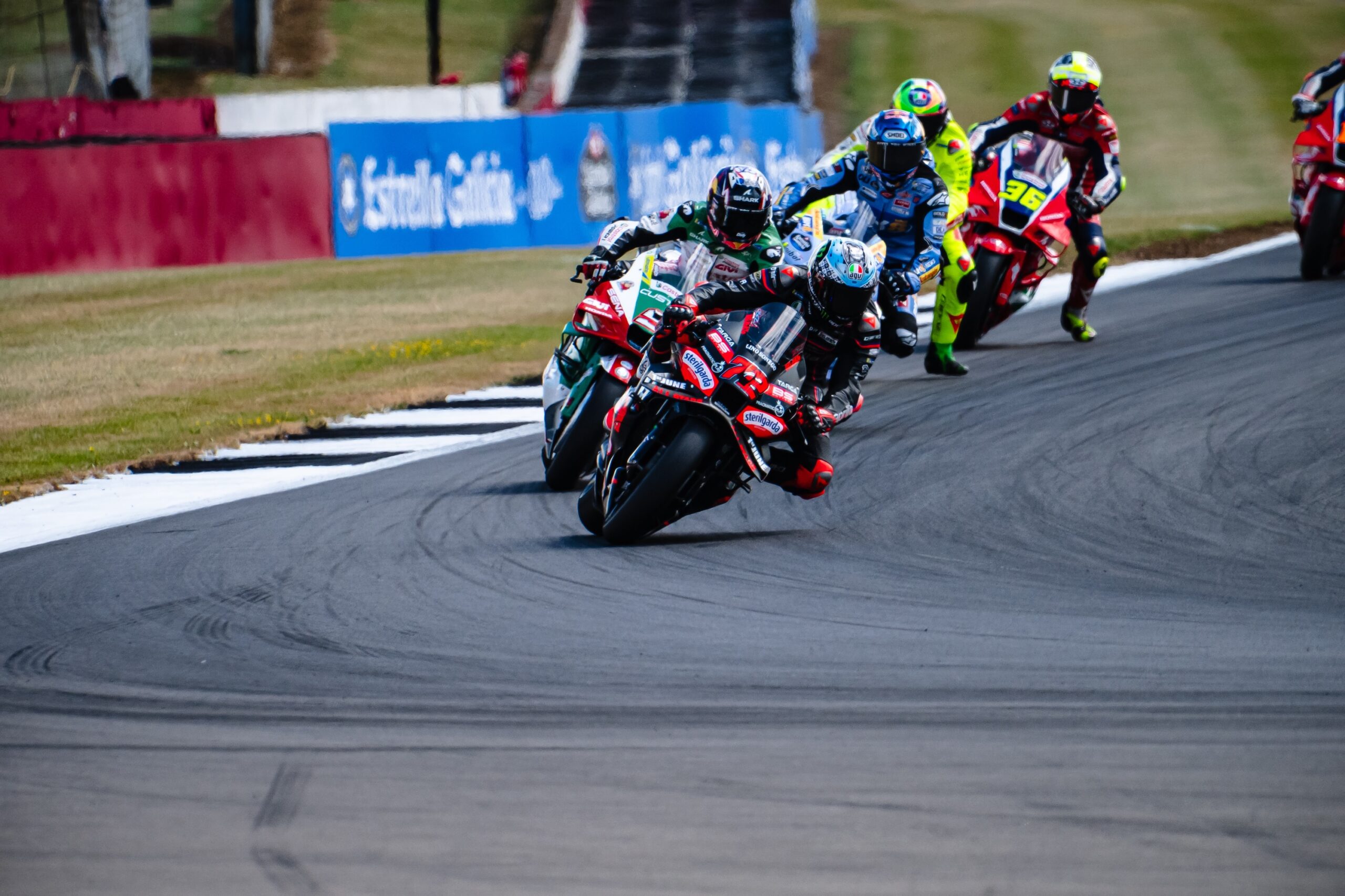 Ar Silverstone Sunday 04