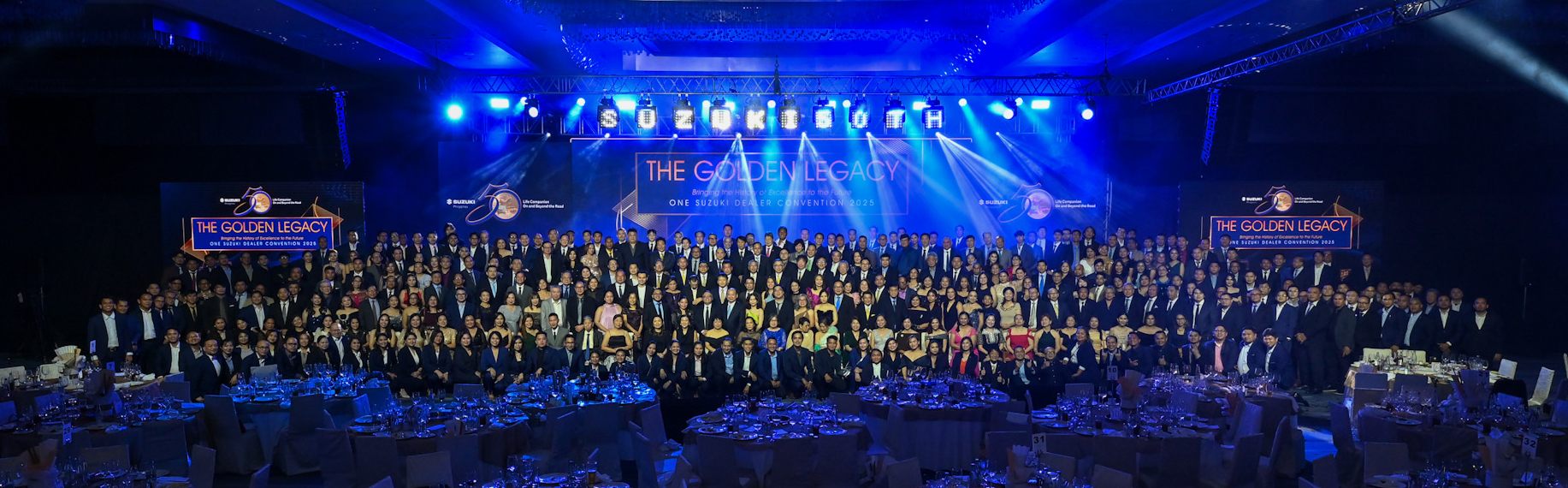 Dealer Convention Group Photo
