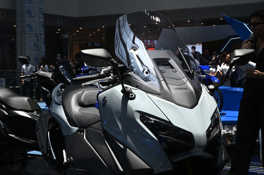 15 Sport Machine Night