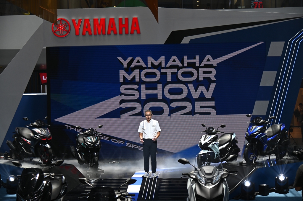 20 Motorshow Post