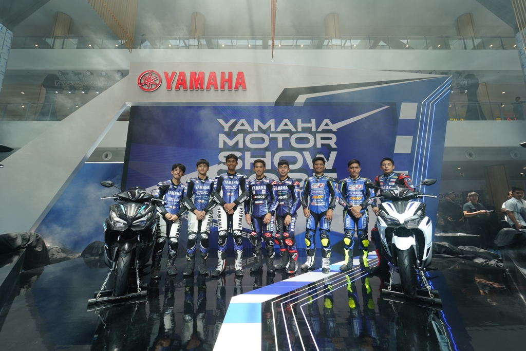 22 Motorshow Post