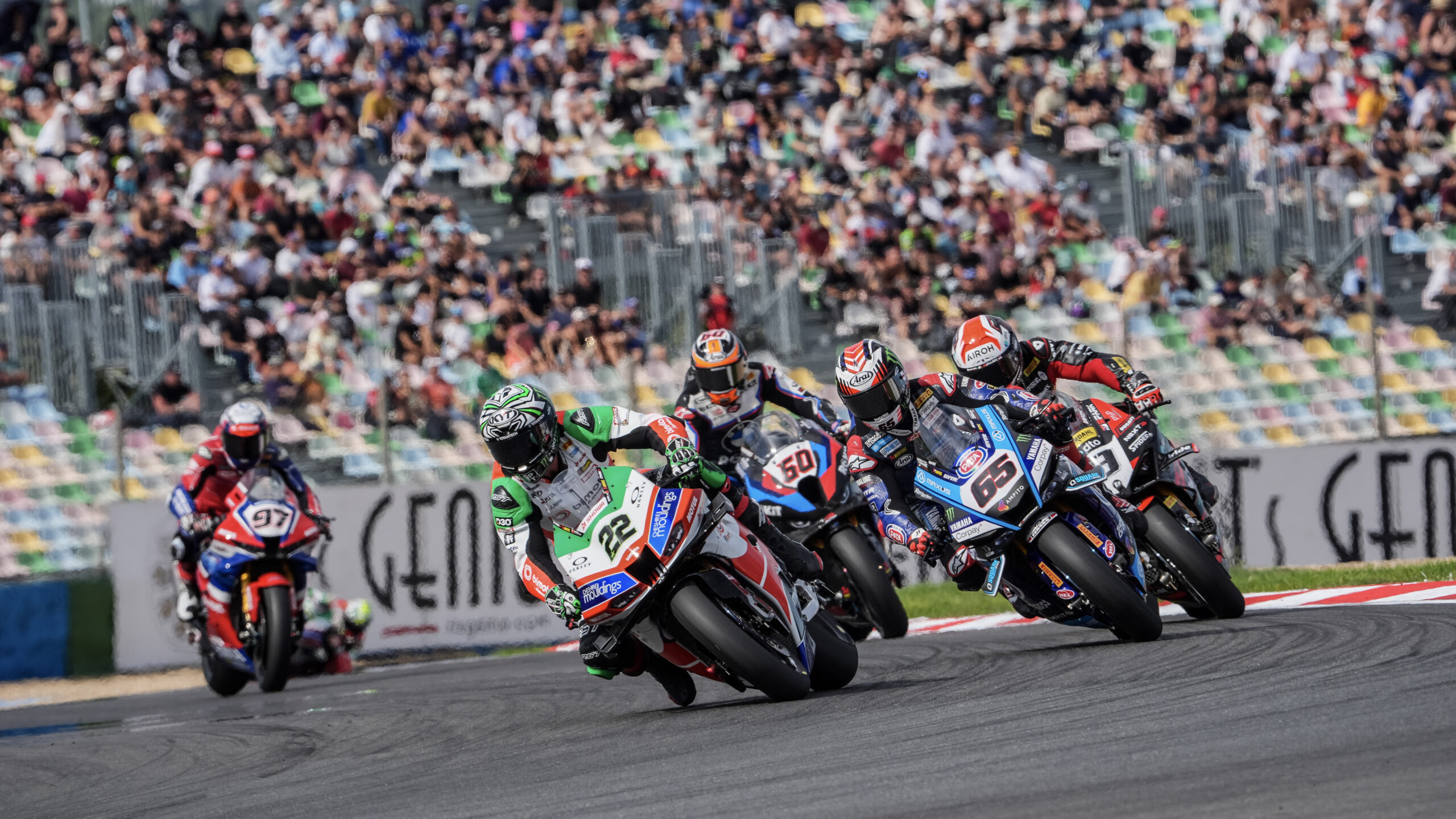 58192 R9 Jdr Wsbk Action