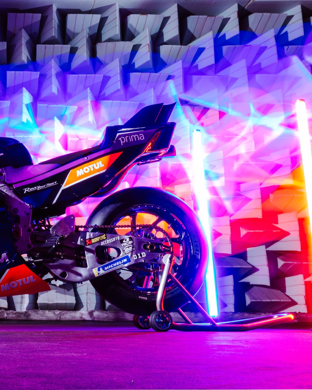 613237716 18555624229002706 5641884007549313033 N