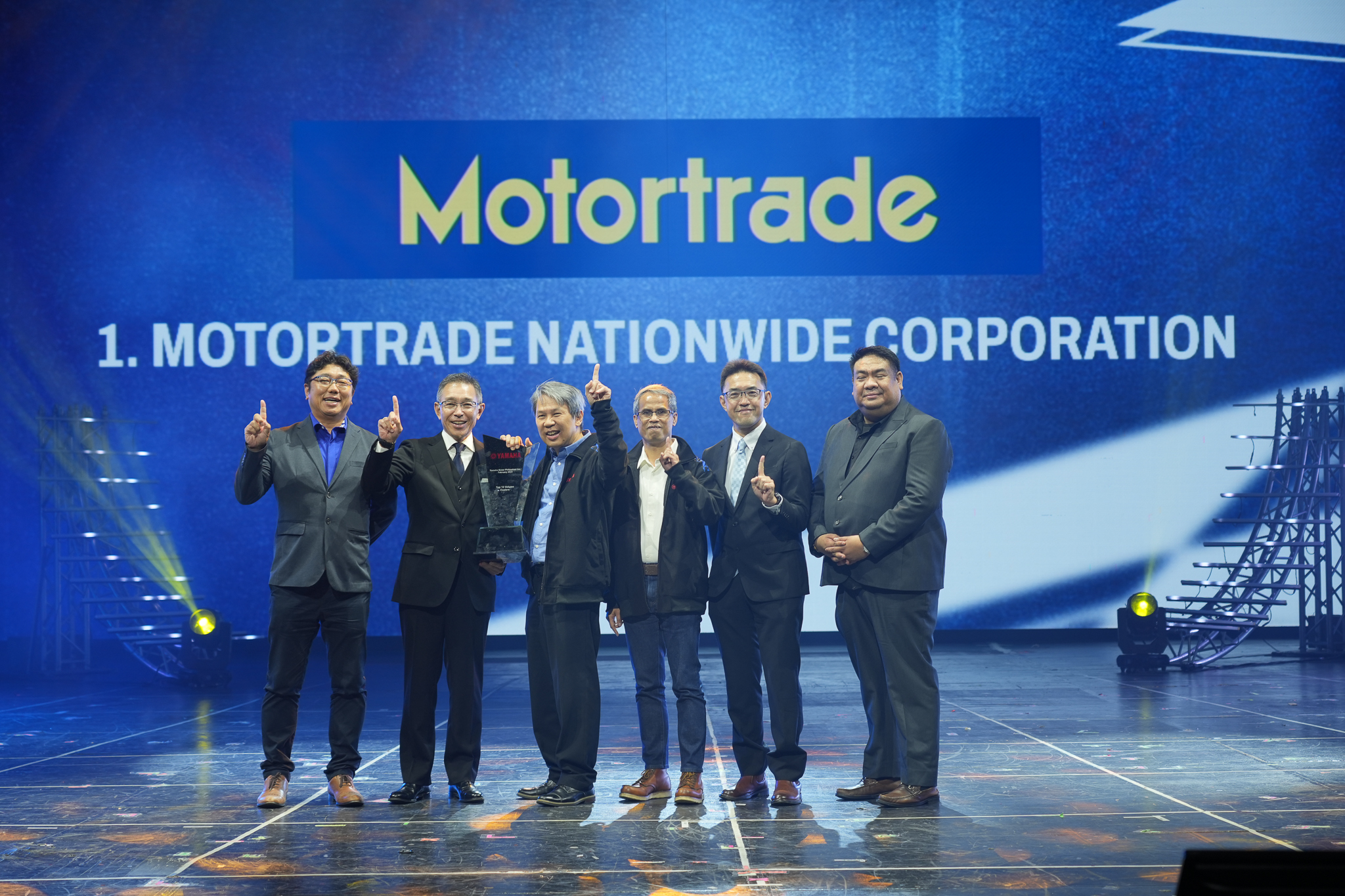 18 Yamaha Summit 2026