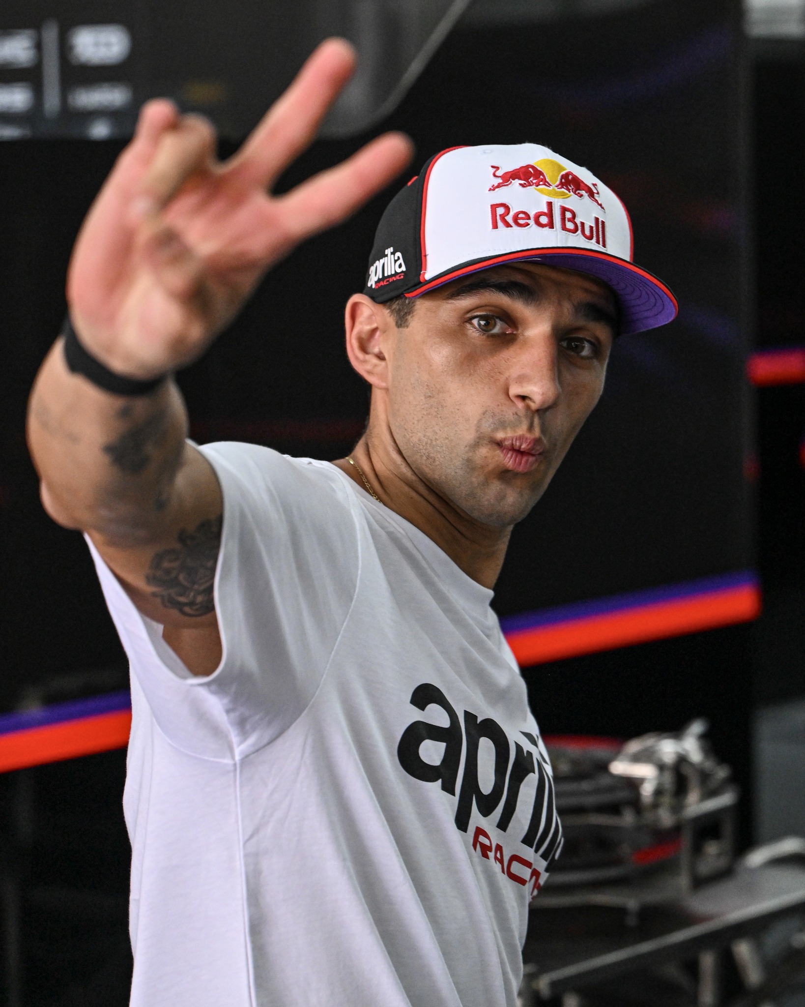 624441696 1336553858505796 4940624653224729269 N