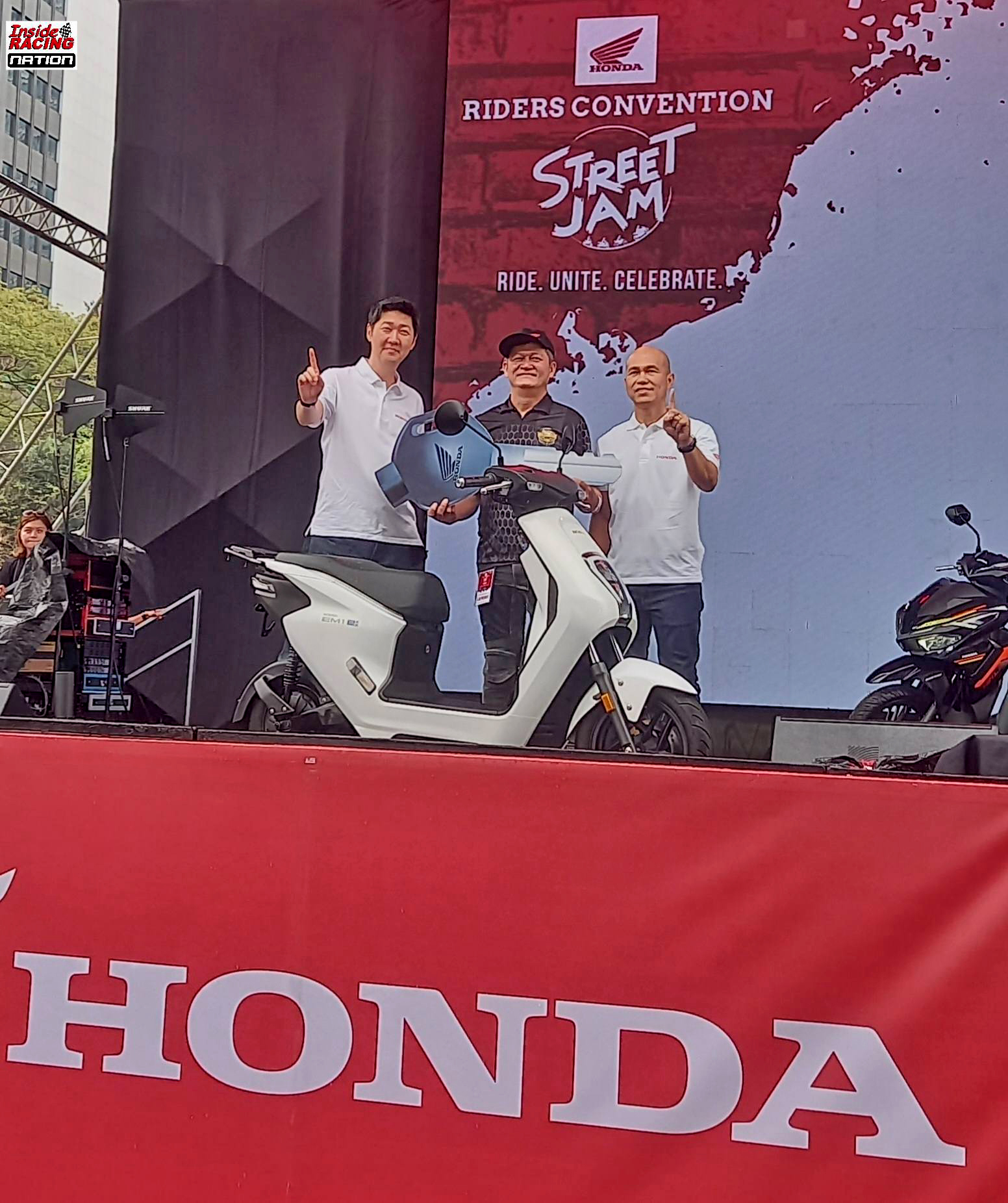 629542134 1311527287677065 6606583103468839154 N