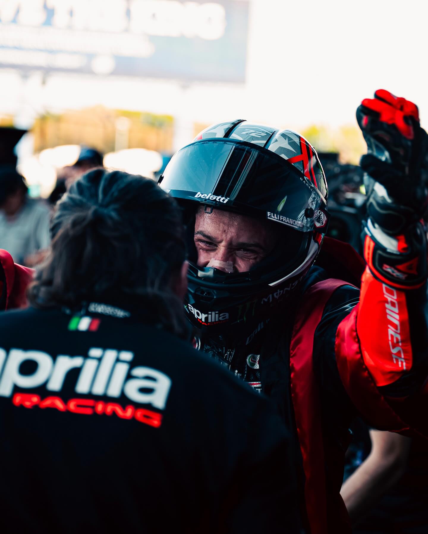 645807889 18565496008037274 1913787055390003259 N