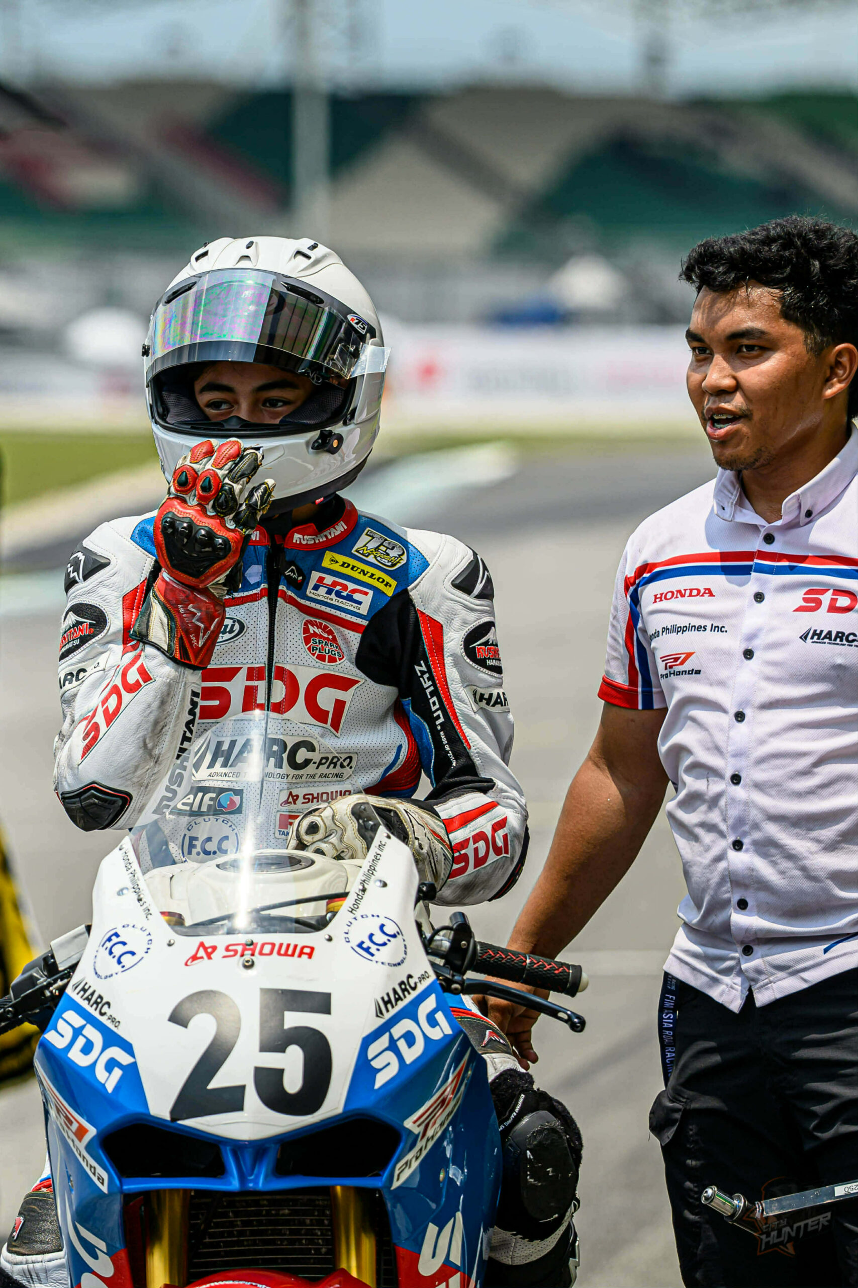 Messenger Creation 6af8994f 2a0a 4dac B7f8 51b3db145a29