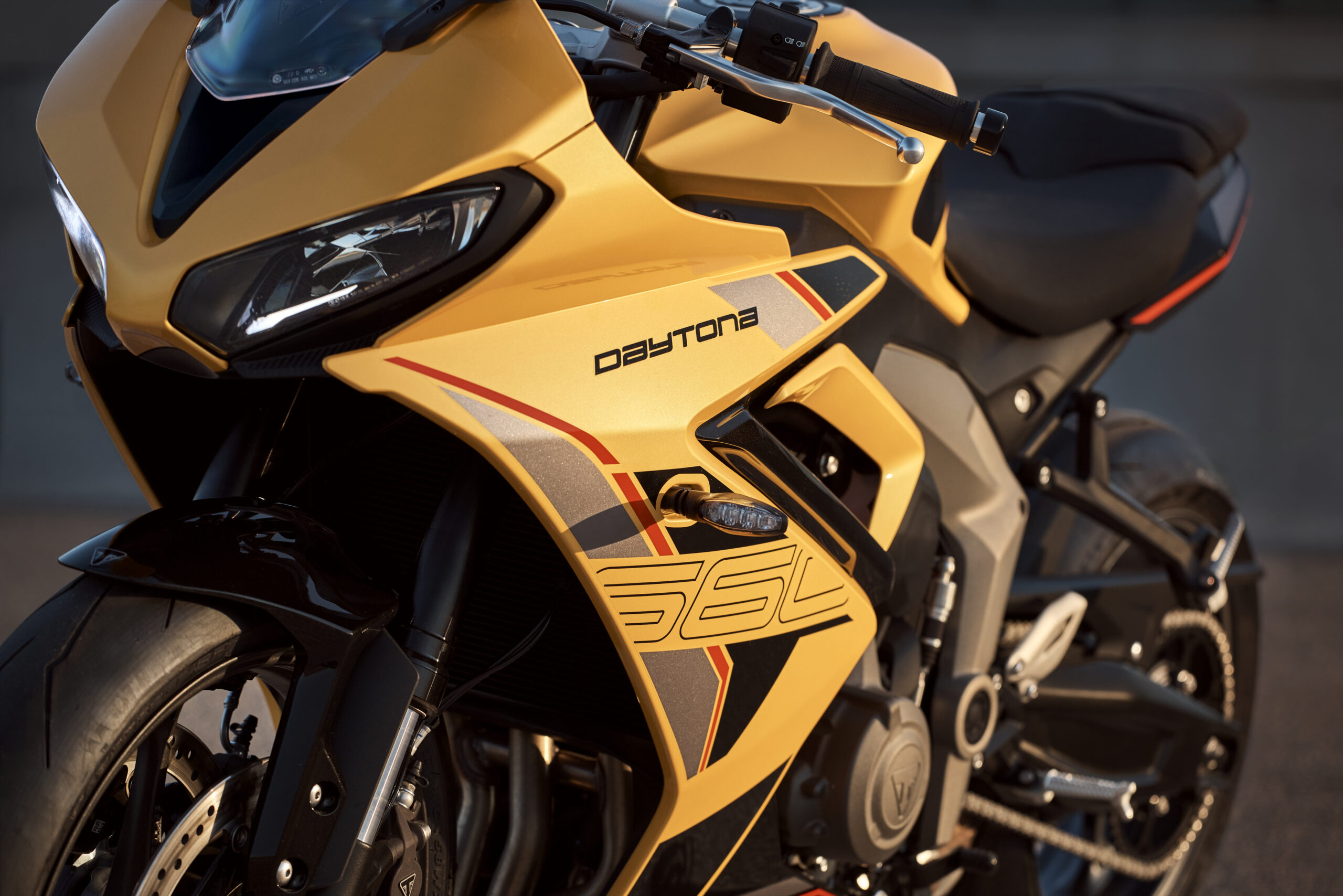 Daytona 660 My26 0104 Jp